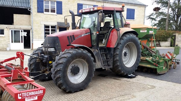 Pesée de l’essieu arrière du tracteur équipé de ses outils