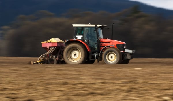 Améliorez la traction de vos pneus de tracteur pour gagner du temps