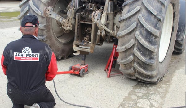 13 règles de sécurité pour les interventions sur les pneus agricoles