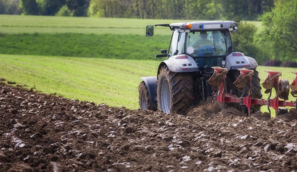 Quel niveau d'usure indique qu'il faut changer vos pneus de tracteur