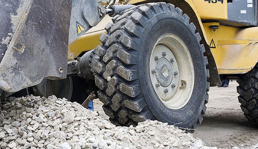 Résistance maximum lors des manœuvres pour le pneu DURAFORCE Utility