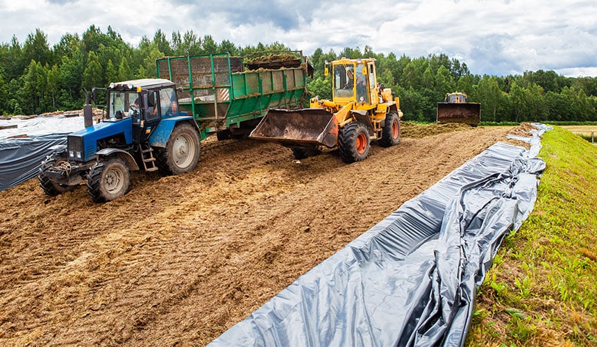 Compaction de la tranchée d’ensilage d’une ferme laitière