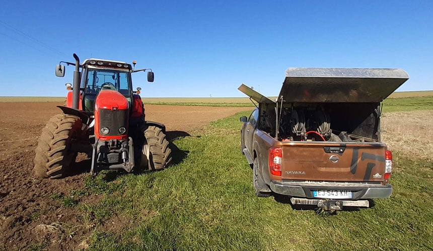 Une bonne relation avec votre expert en pneus agricoles peut accélérer un dépannage
