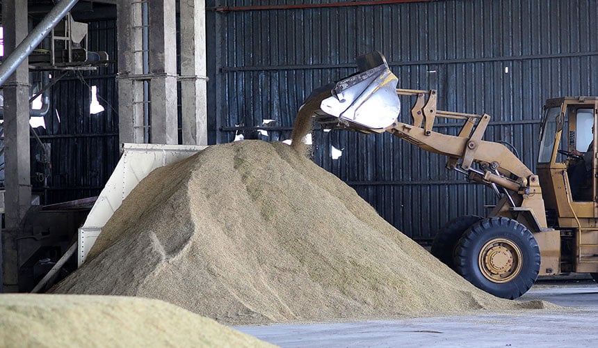 Pneus agricoles qui assurent plus de stabilité lors de manœuvres en levage