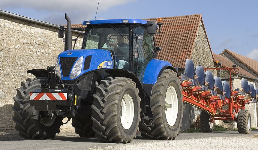 Pneus Maxi Traction de Firestone très résistants à l’usure en usage routier