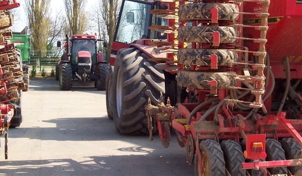 Comment changer les dimensions de mes pneus de tracteur ?