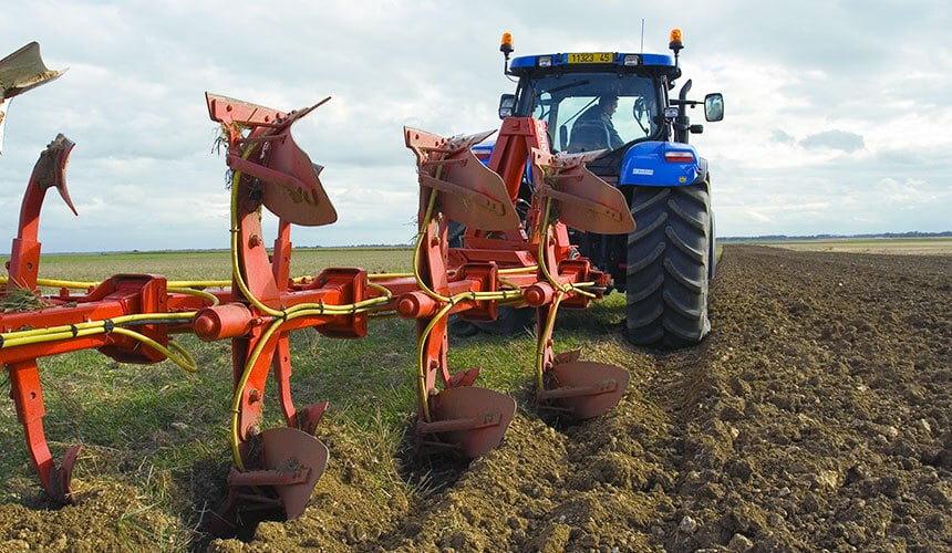 Pneus basse pression pour optimiser la traction aux champs