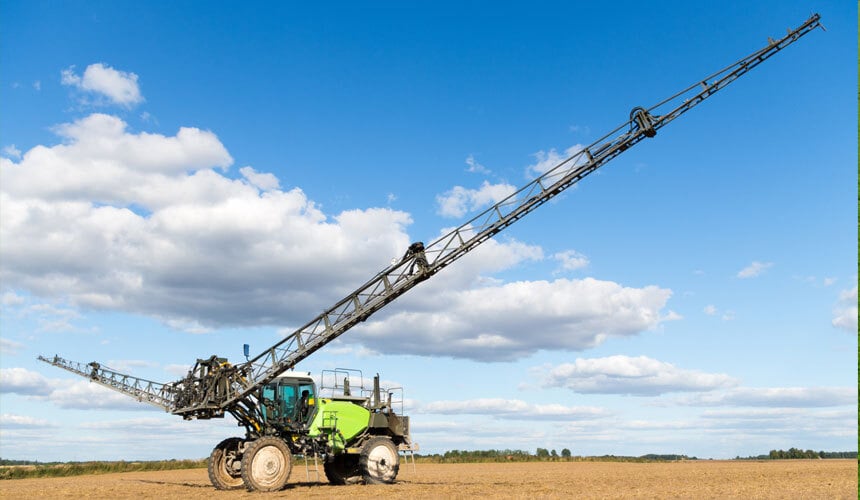 Automoteur pulvé de grande largeur équipé de RDT 23 de Firestone