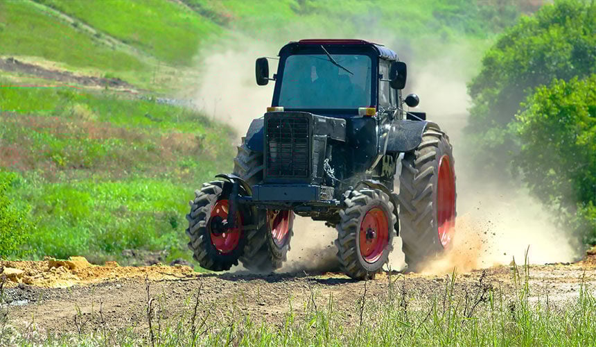 Réduire la vitesse pour réduire l’usure des pneus agricoles