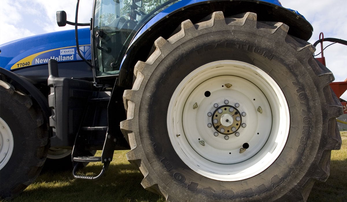 6 infos importantes sur vos pneus de tracteurs