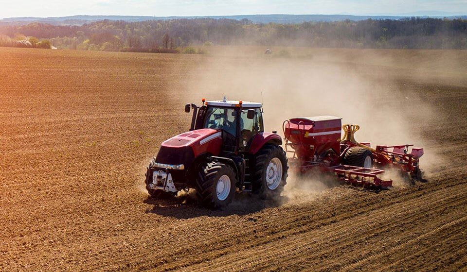 Des pneus larges Maxi Traction IF pour optimiser le rapport poids puissance de votre tracteur